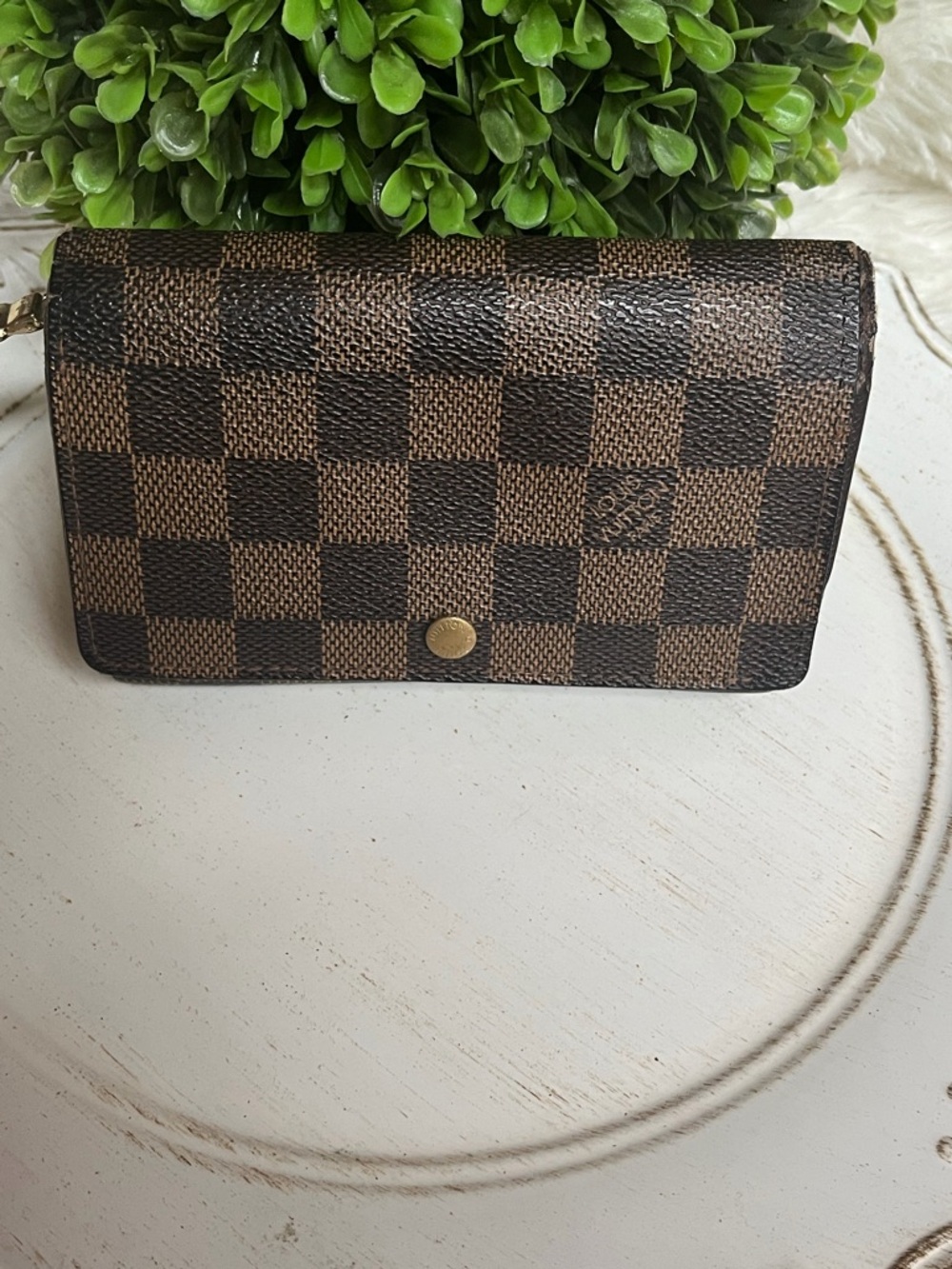Louis Vuitton damier eben wallet